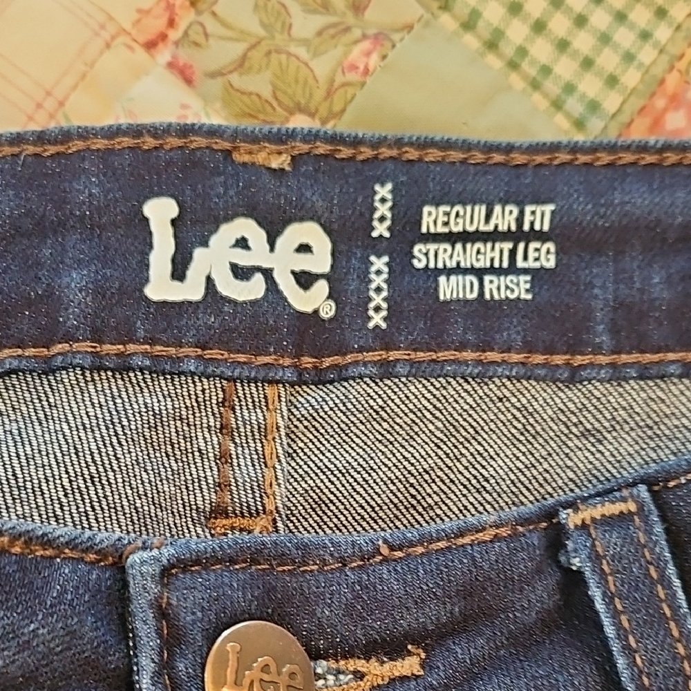 Lee Women's Dark Wash Straight Mid-Rise Jeans - Picture 6 of 9